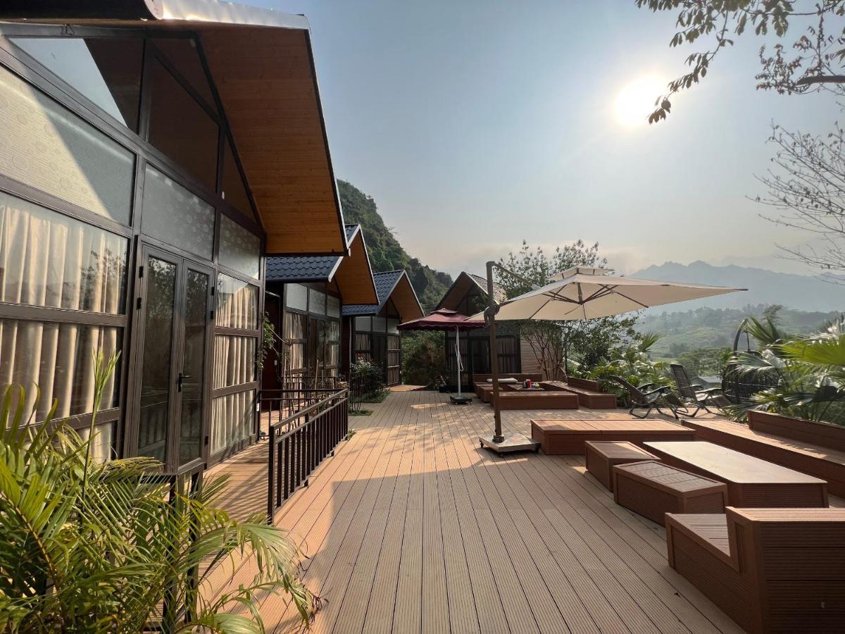 Tom'S Du Gia Homestay Làng Cac エクステリア 写真